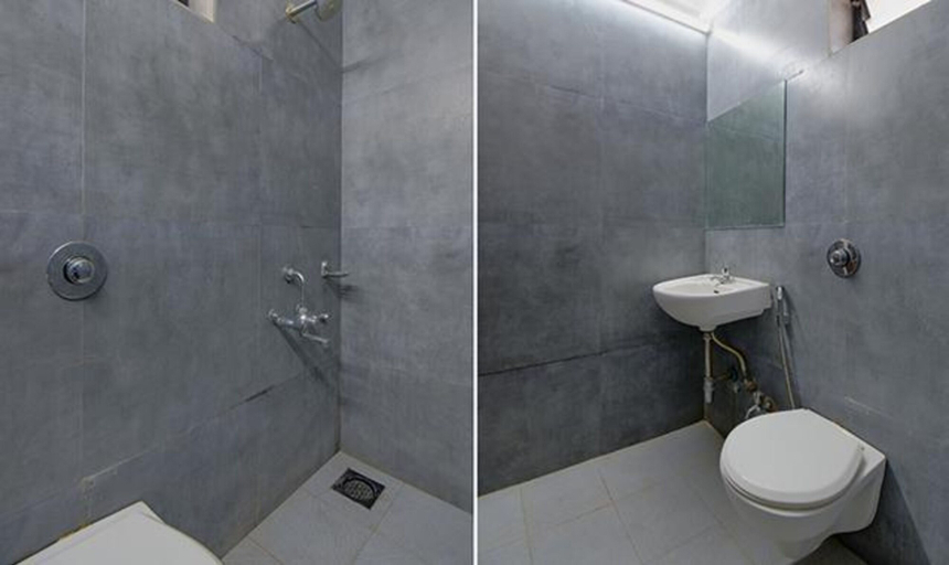 Bathroom 4, Fabhotel Aakiyo, Pune