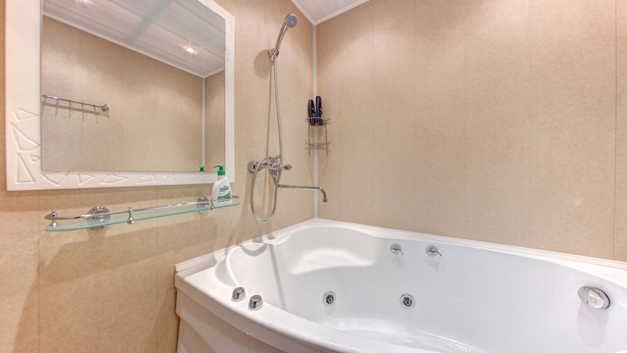 Bathroom 3, InnHome Apartments - MOPRa Square, Chelyabinsk gorsovet