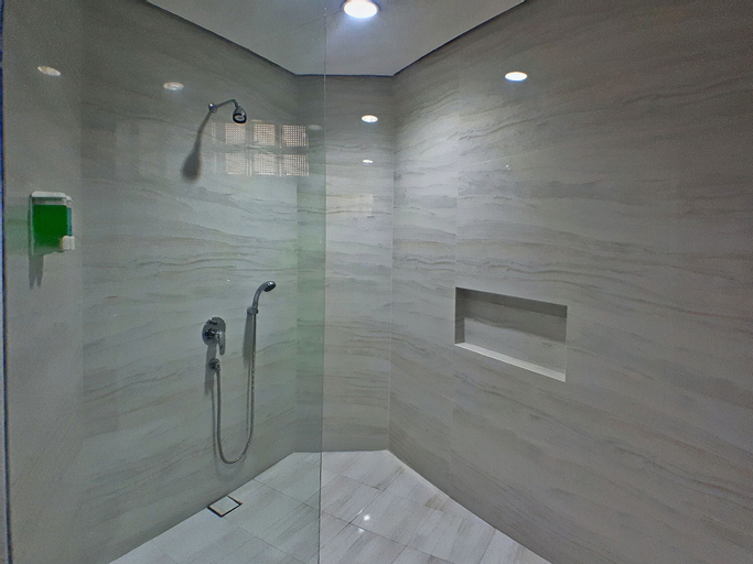 Bathroom 3