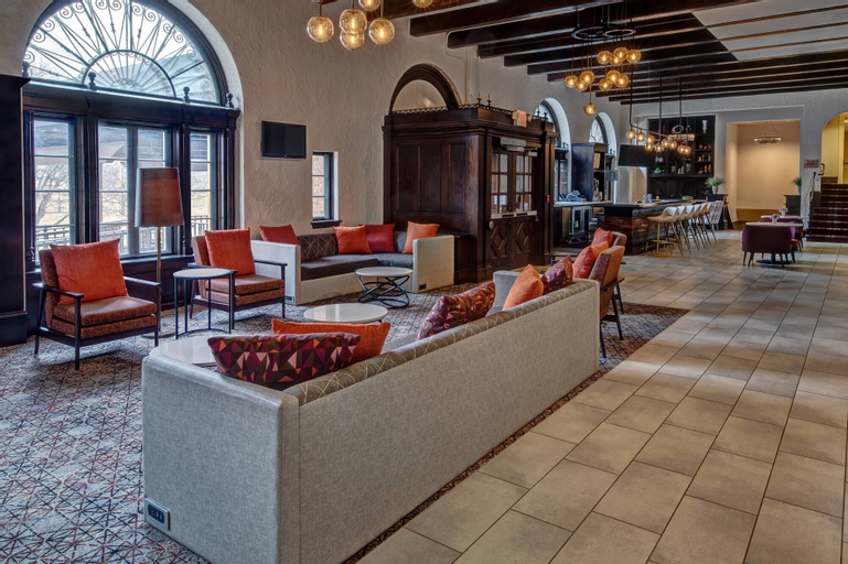 Courtyard by Marriott Kansas City Country Club Plaza, Jackson