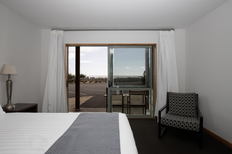 Bedroom 2, Scenic Hotel Punakaiki, Buller