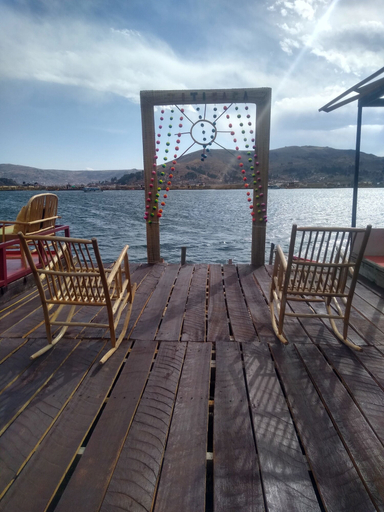 Others 5, Uros TITIKAKA the Best lodge, Lago Titicaca
