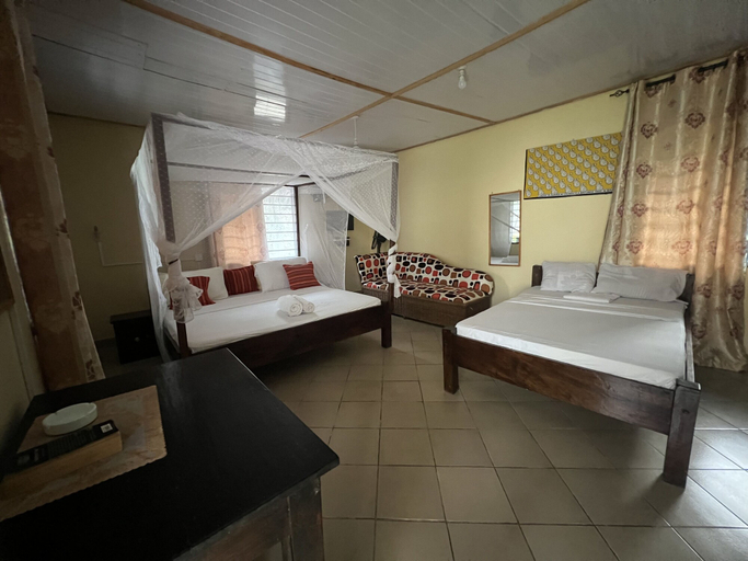 Room 2, Diani Dream House - 4 Bedroom, Msambweni