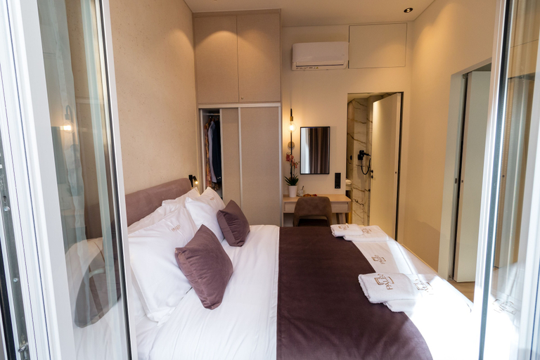 Bedroom 4, Paleo Suites, Attica