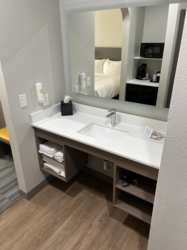Bathroom 4, Comfort Inn & Suites, Lubbock