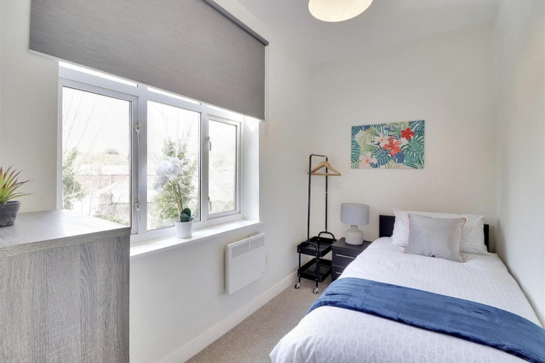 Bedroom 3, Beautiful 2-bed Apartment in Tunbridge Wells, Kent