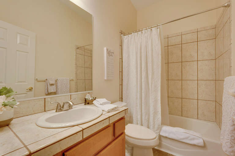 Bathroom 5, Lake Havasu Desert Oasis: Pool, Spa & RV Garage, Mohave