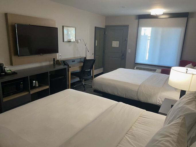 Bedroom 3, Country Inn & Suites by Radisson, Vallejo Napa Valley, CA, Solano