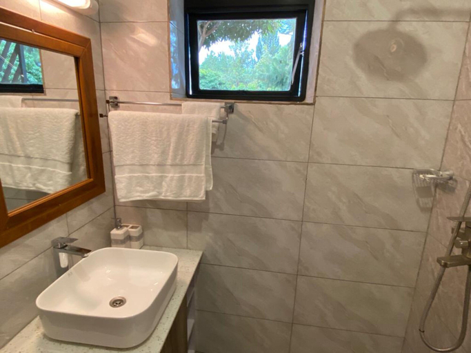 Bathroom 3, Maravilla Kivu Eco Resort, Nyamasheke
