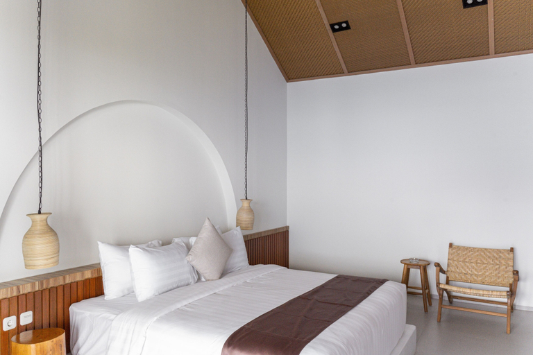 Bedroom 3, Sunshine City View Villa 6BR wth a private Heated Pool, Bandung