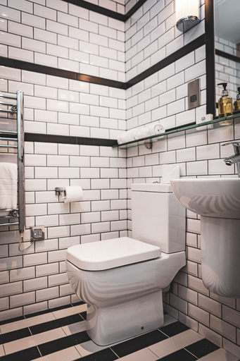 Bathroom 4, Saint Pauls House, Birmingham