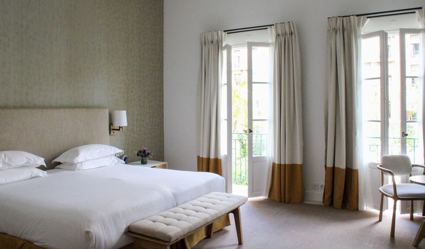 Bedroom 4, Hotel Royal Riviera, Alpes-Maritimes