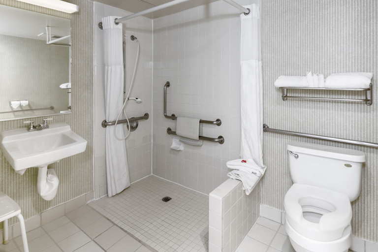 Bathroom 4, Ramada by Wyndham Costa Mesa/Newport Beach, Orange