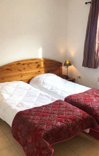 Bedroom 2, Le Hameau des sources, Drôme