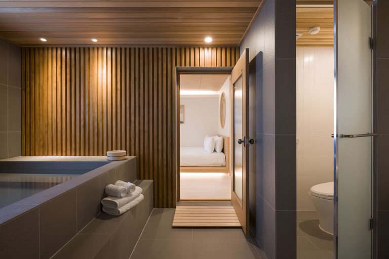 Bathroom 4, HOTEL YUSURIM, Haman