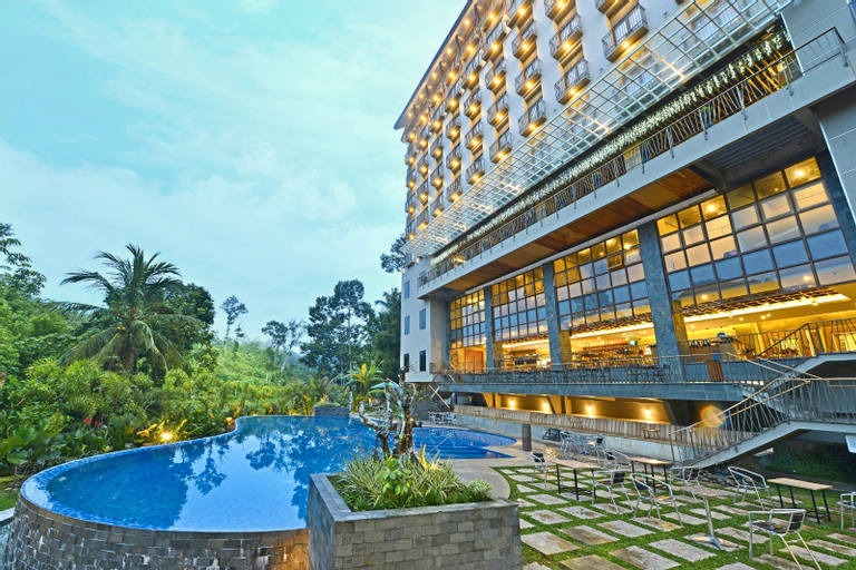 FamVida Hotel Lubuklinggau Powered by Archipelago, Lubuklinggau