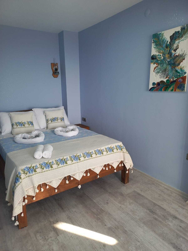 Room 5, Rastgele Akkum Otel, Seferihisar