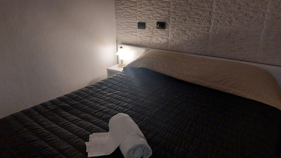 Bedroom 3, HOTEL LA TORRE, Modena