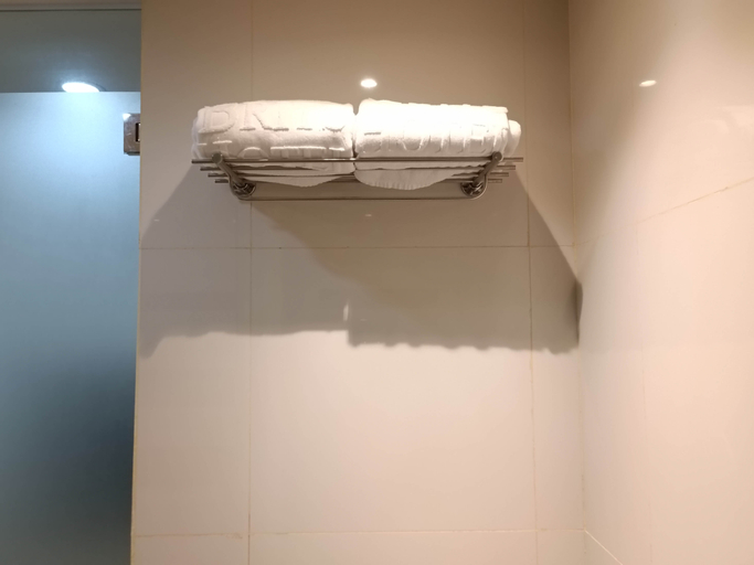 Bathroom 6