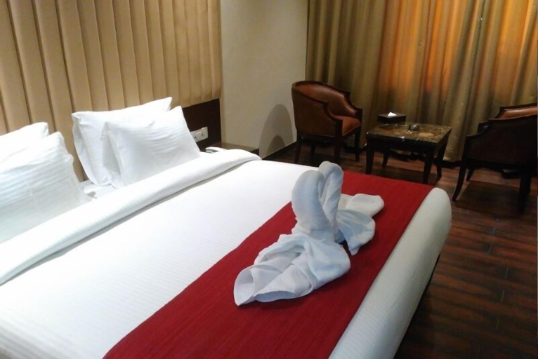 Bedroom 3, Hotel Uma Residency, Satna