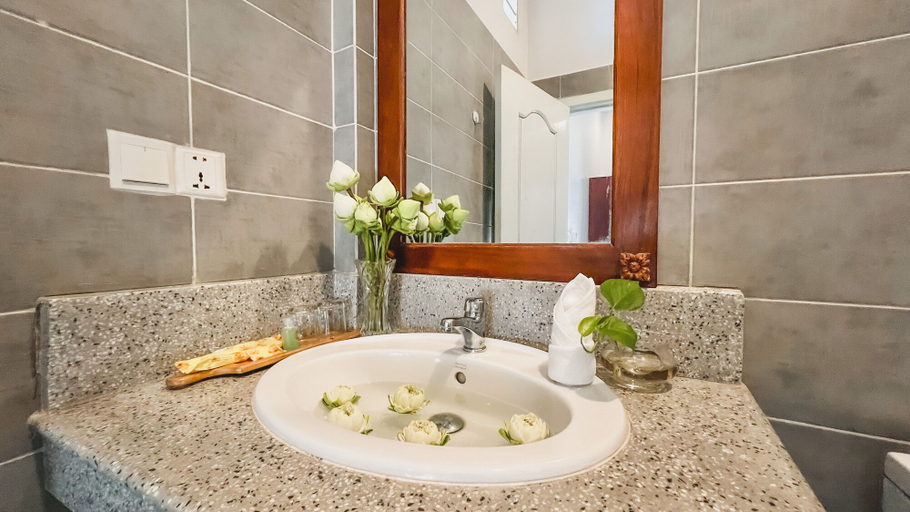 Bathroom 5, SANNA VILLA Residence, Siem Reap
