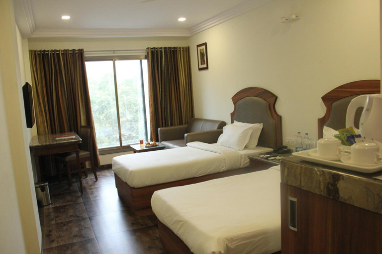 Bedroom 4, Lords Eco Inn, Gandhidham, Kachchh