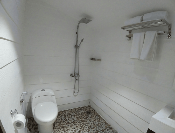 Bathroom 5