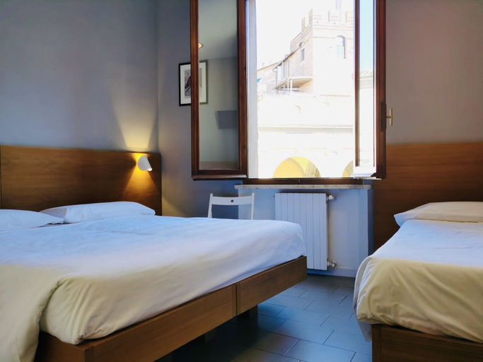 Bedroom 3, La Perla, Siena