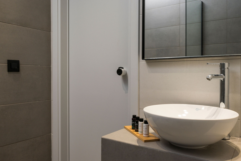 Bathroom 4, Ostrakon Suites, Crete