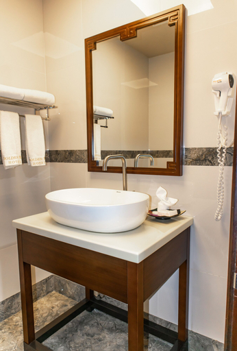 Bathroom 5, Golden Bay Hotel by Marine Parade, Othón P. Blanco
