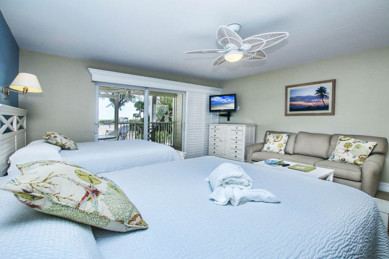Bedroom 3, Island Inn, Lee