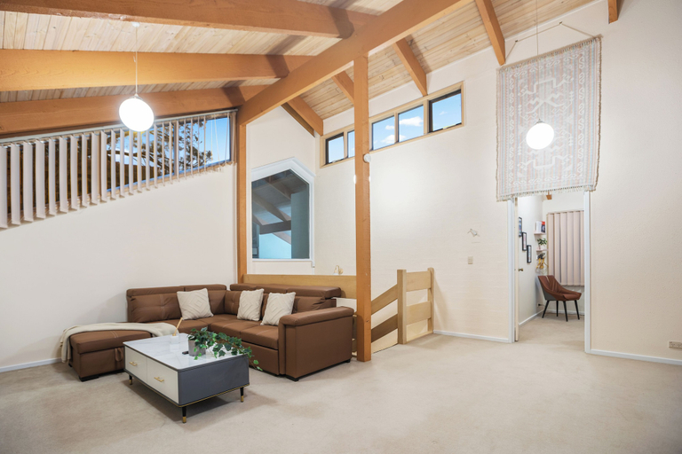 Others 5, Stylish Retreat at Wheelers Hill 5BRM, Monash - Waverley East