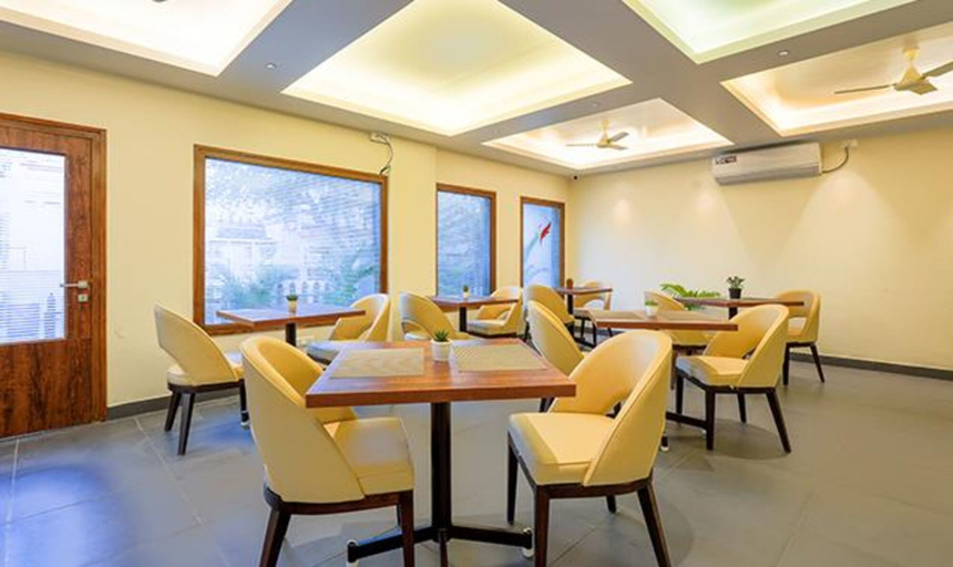 Food & Drinks 3, Fabhotel Phoenix Brookfield, Bangalore