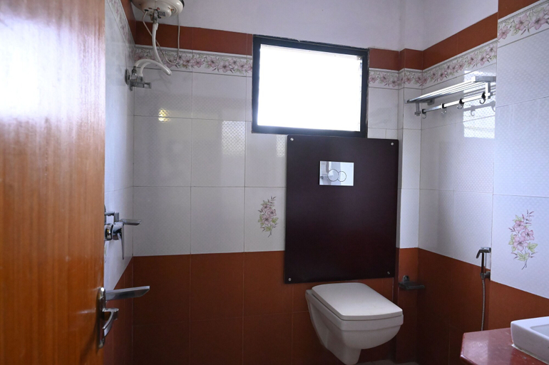 Bathroom, Blue Sea Hotel, South Andaman