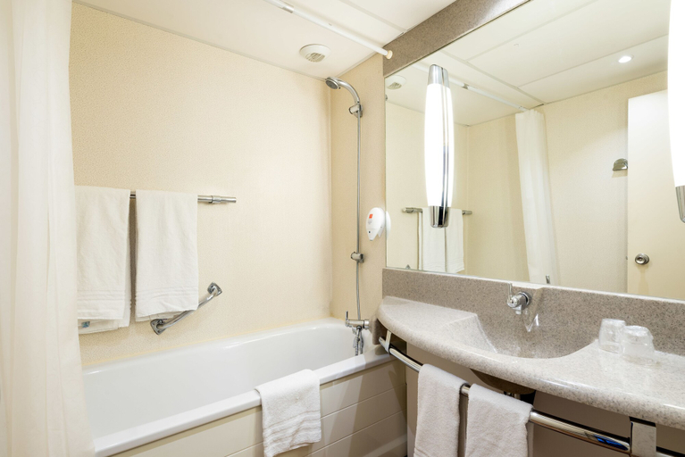 Bathroom 5, Green Park Hotel Brugge, West-Vlaanderen