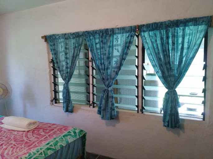 Bedroom 2, ROEN Accom, Aitutaki