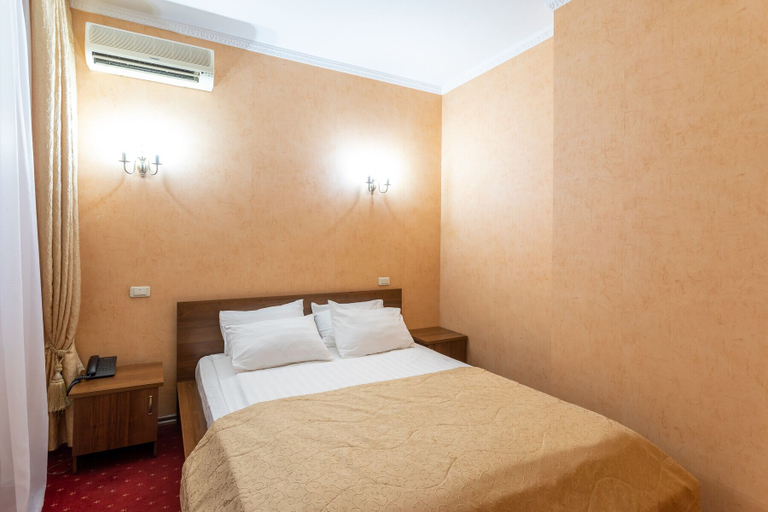 Bedroom 3, Tsarskiy Dvor, Chelyabinsk gorsovet