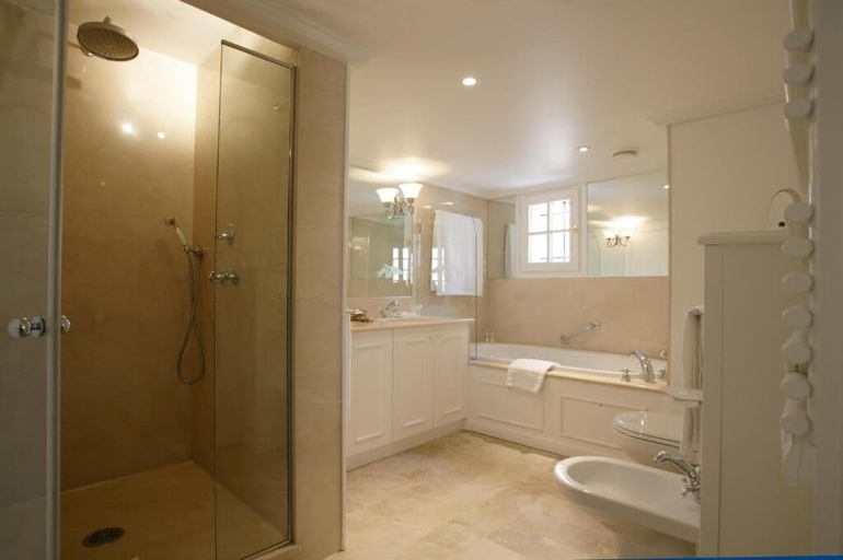 Bathroom 4, Le Saint Paul, Alpes-Maritimes