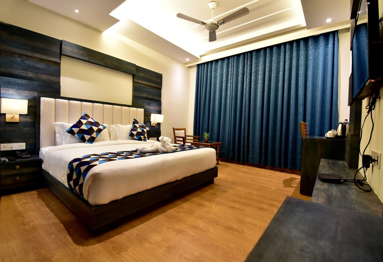 Bedroom 5, HOTEL CENTELLA, Gwalior