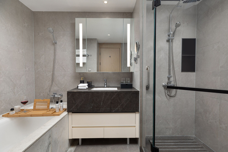 Bathroom 5, Somerset Taihu New City CBD Wuxi, Wuxi