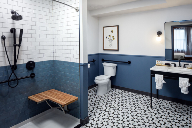 Bathroom 17