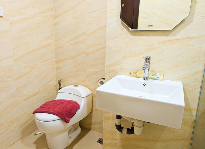 Bathroom 4
