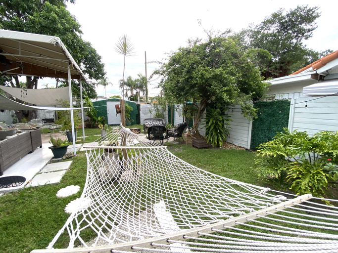 Others 5, The Sun Gardens Villa, Miami-Dade