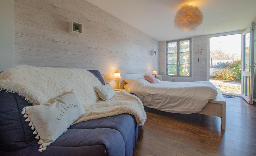 Bedroom 2, La Cler’Hier, Aube