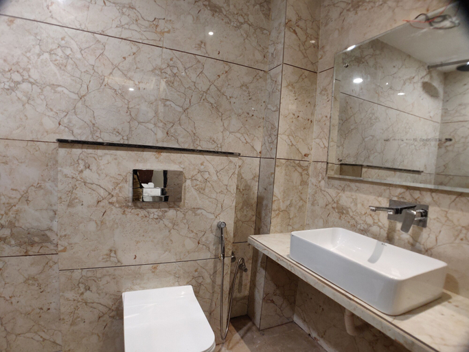 Bathroom, Hotel Yuvraj Palace, Bhopal