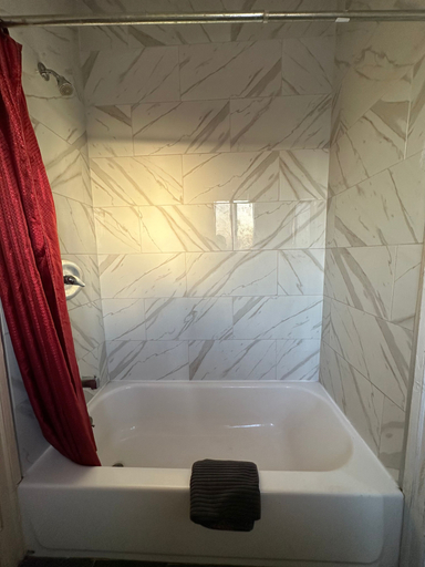 Bathroom 3, Unity Hotel - No Parking & Rooms Are Upstairs, Los Angeles