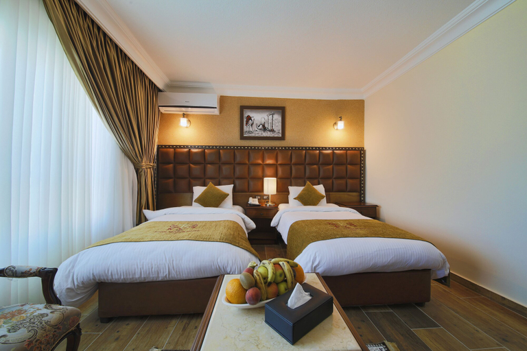 Bedroom 4, Town Season Hotel, Wadi Musa