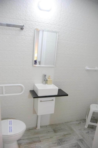 Bathroom 4, Lazaros Stonehouse, Larnaca