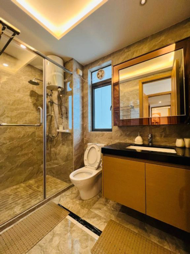 Bathroom 4