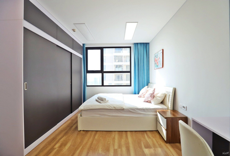 Bedroom 13